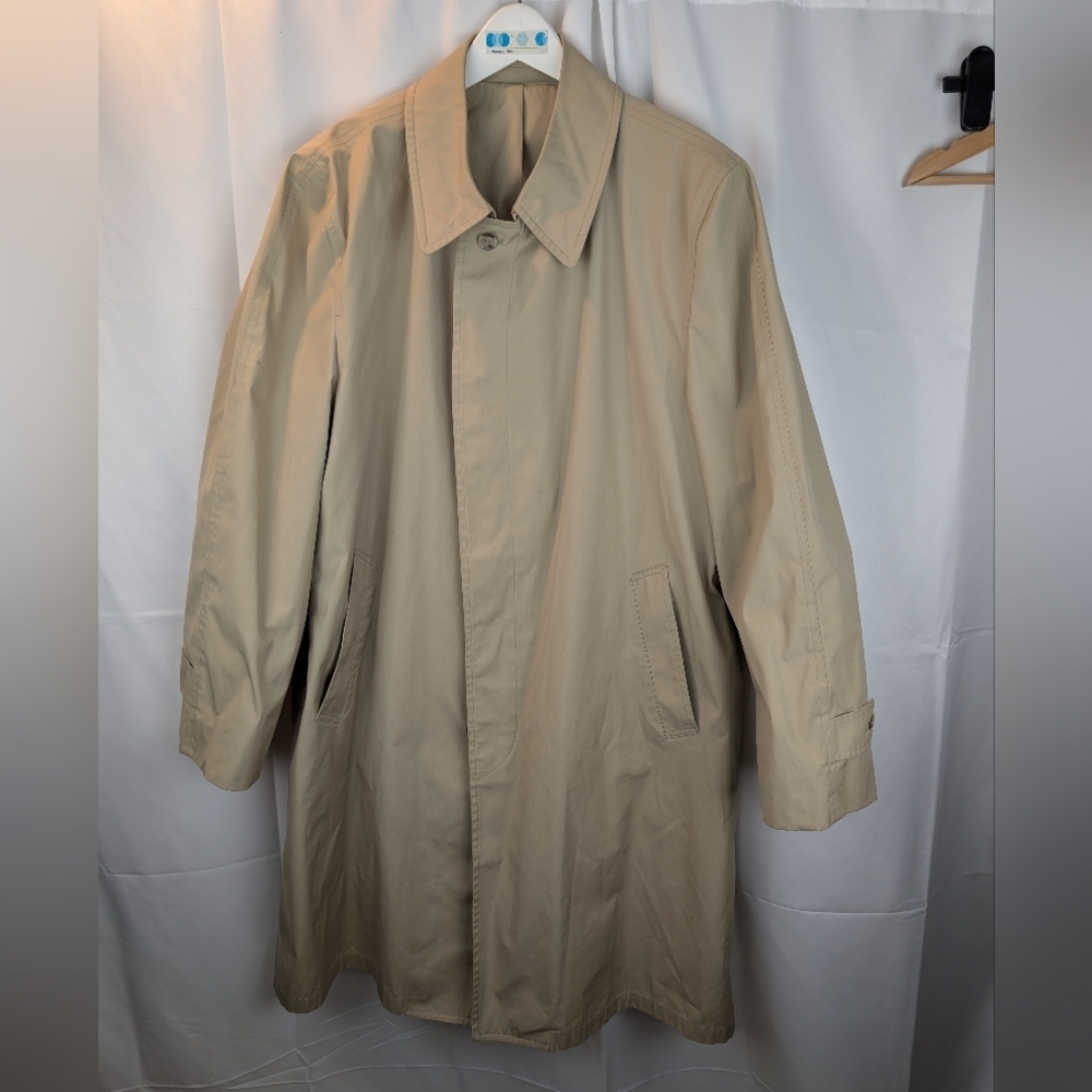 Vintage 70’s Mens London Fog Trench Coat Tan made in USA size L (estimated)